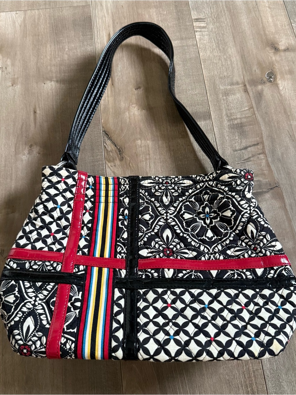 Vera Bradley Barcelona Single Strap Shoulder Bag Patchwork Quilted Open Top